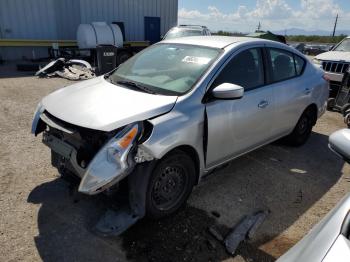  Salvage Nissan Versa