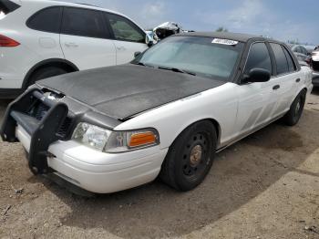  Salvage Ford Crown Vic