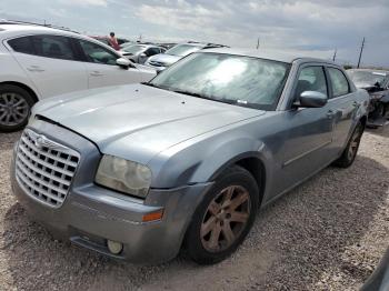  Salvage Chrysler 300