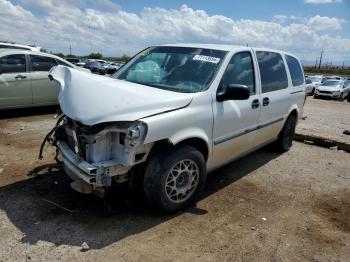  Salvage Chevrolet Uplander