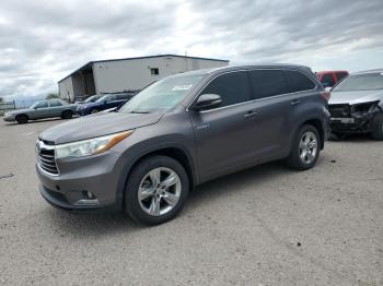  Salvage Toyota Highlander