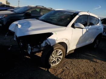  Salvage Hyundai TUCSON