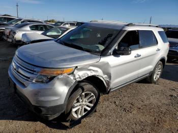  Salvage Ford Explorer