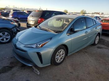  Salvage Toyota Prius