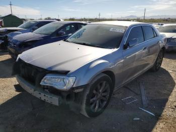  Salvage Chrysler 300