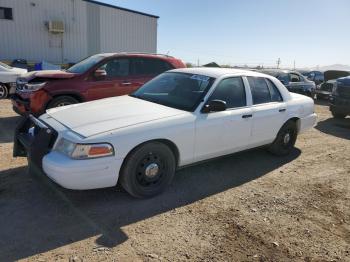  Salvage Ford Crown Vic