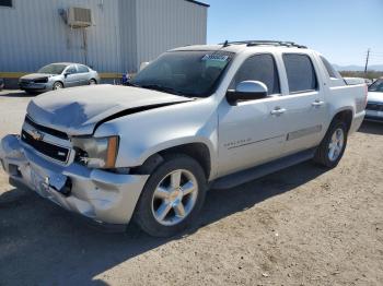  Salvage Chevrolet Avalanche