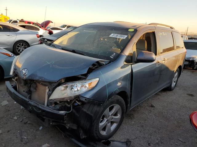  Salvage Toyota Sienna