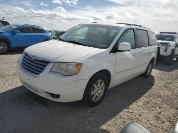  Salvage Chrysler Minivan