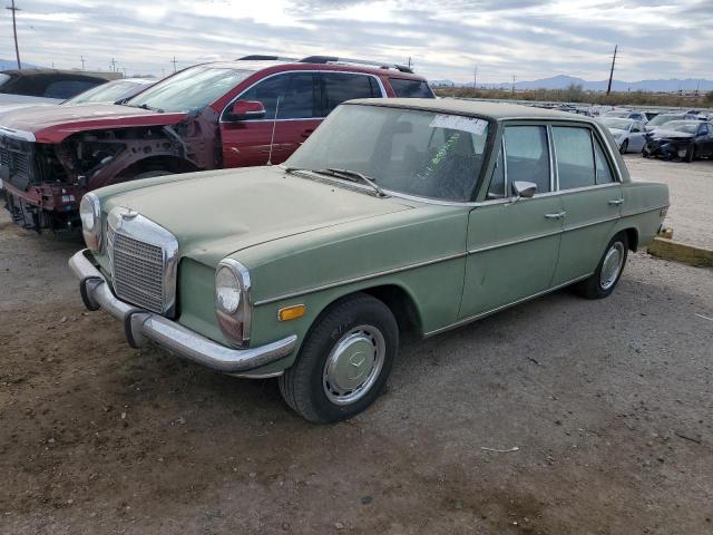  Salvage Mercedes-Benz 220