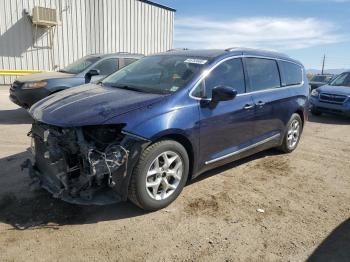  Salvage Chrysler Pacifica