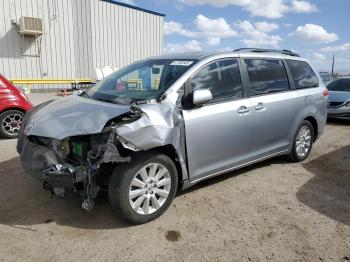  Salvage Toyota Sienna