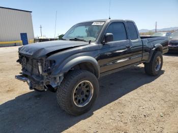  Salvage Toyota Tacoma