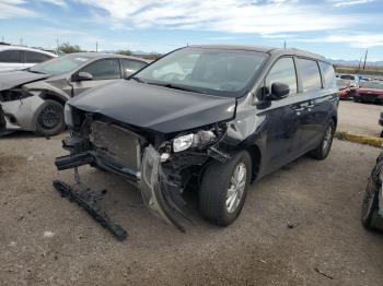  Salvage Kia Sedona