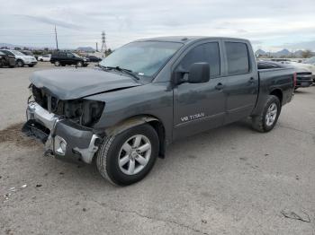  Salvage Nissan Titan