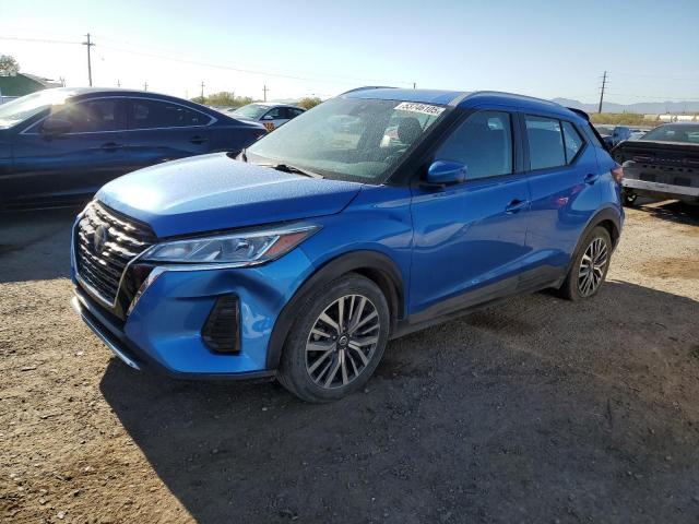  Salvage Nissan Kicks