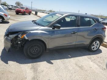  Salvage Nissan Kicks