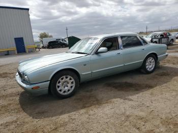 Salvage Jaguar Xj8