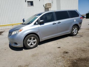  Salvage Toyota Sienna