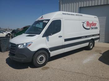  Salvage Mercedes-Benz Sprinter
