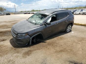  Salvage Jeep Compass