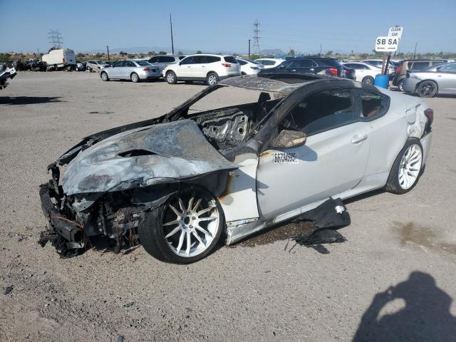  Salvage Hyundai Genesis