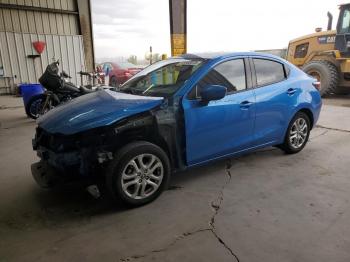  Salvage Toyota Yaris