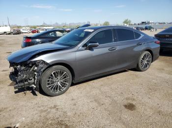  Salvage Lexus Es