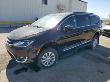  Salvage Chrysler Pacifica