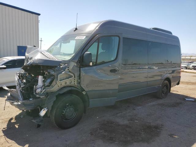  Salvage Mercedes-Benz Sprinter