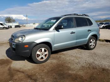  Salvage Hyundai TUCSON