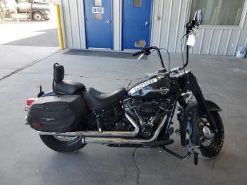  Salvage Harley-Davidson Flhcs