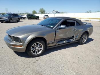  Salvage Ford Mustang