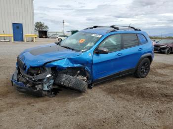  Salvage Jeep Cherokee