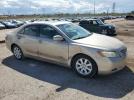 Toyota Camry Le Image 5