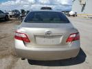 Toyota Camry Le Image 4