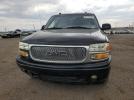 GMC Yukon Denali Image 13