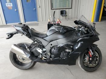  Salvage Kawasaki Zx1002 M