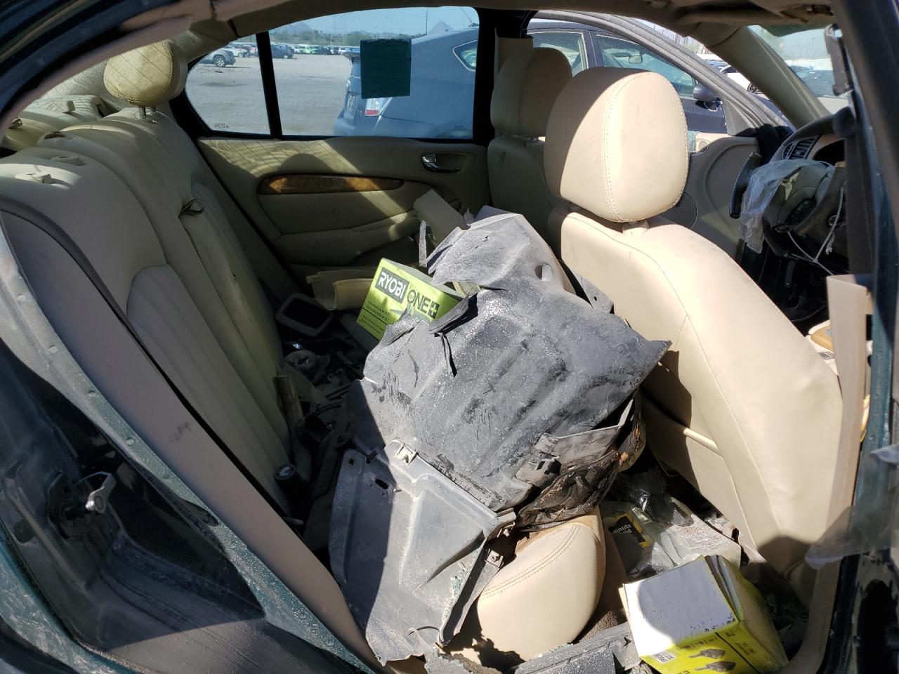 Jaguar X-Type 3.0 Image 7