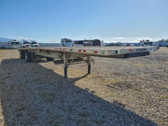  Salvage Great Dane Flat Bed