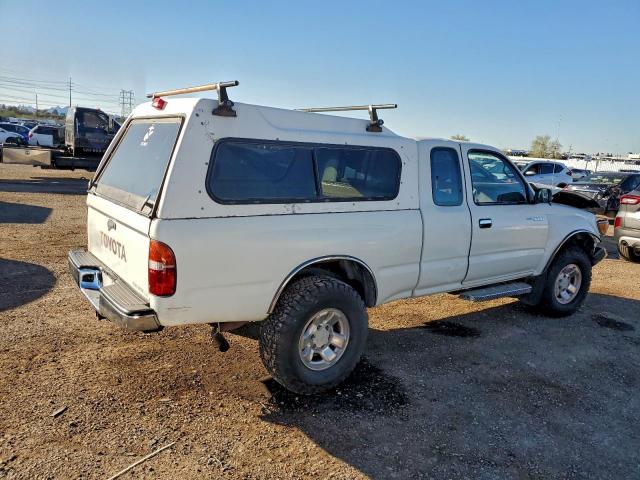 Toyota Tacoma Xtracab Image 7