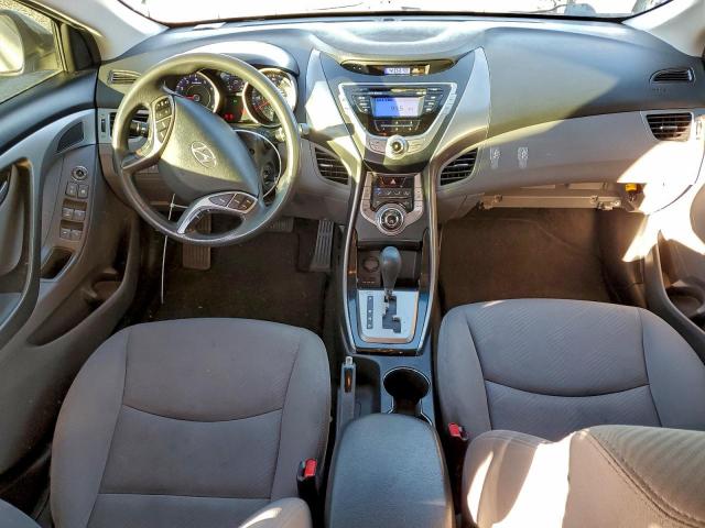 Hyundai ELANTRA Gls Image 7