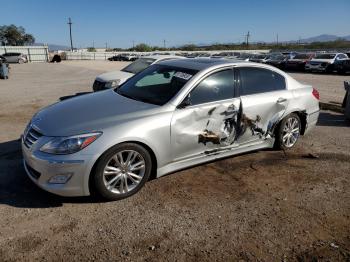  Salvage Hyundai Genesis