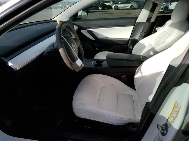 Tesla Model 3 Image 4