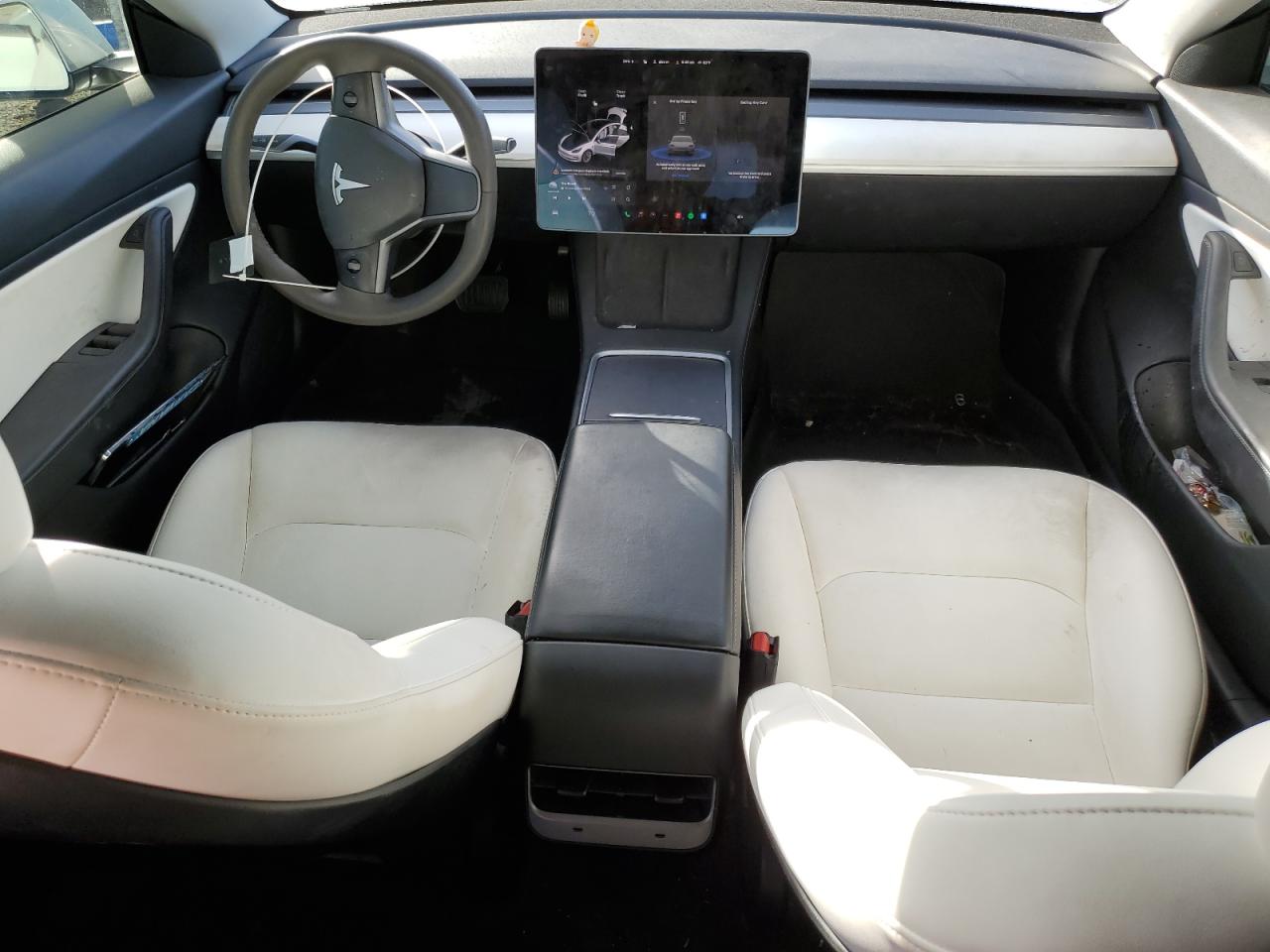 Tesla Model 3 Image 6