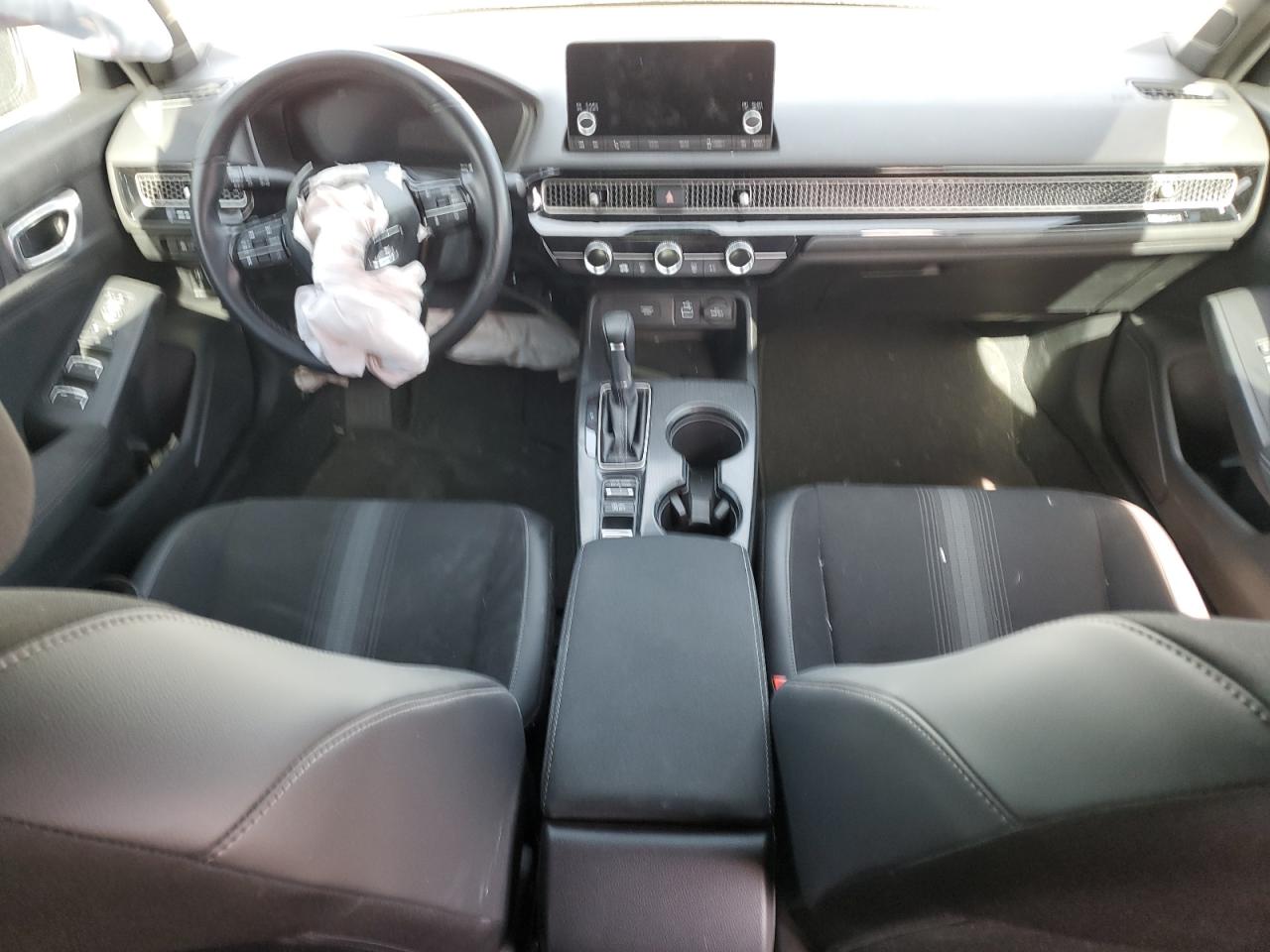 Honda Civic Sport Image 9