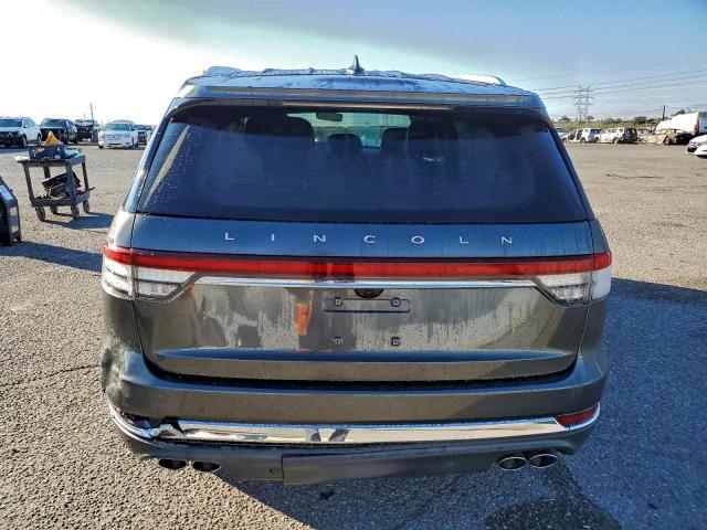 Lincoln Aviator Reserve Image 11