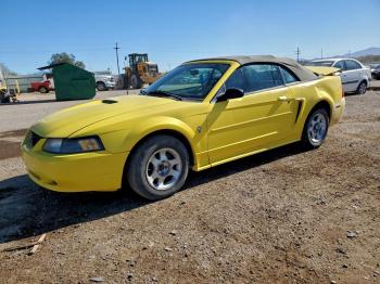  Salvage Ford Mustang