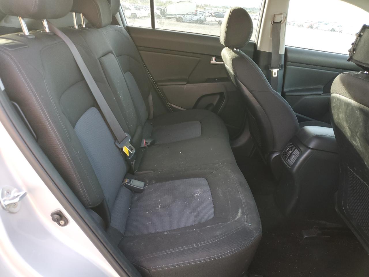 Kia Sportage Base Image 7