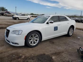  Salvage Chrysler 300